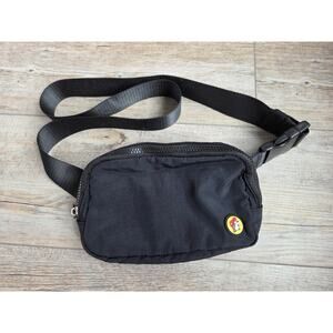 Buc-ee’s Black Everywhere Belt Bag Fanny Pack Crossbody OS
